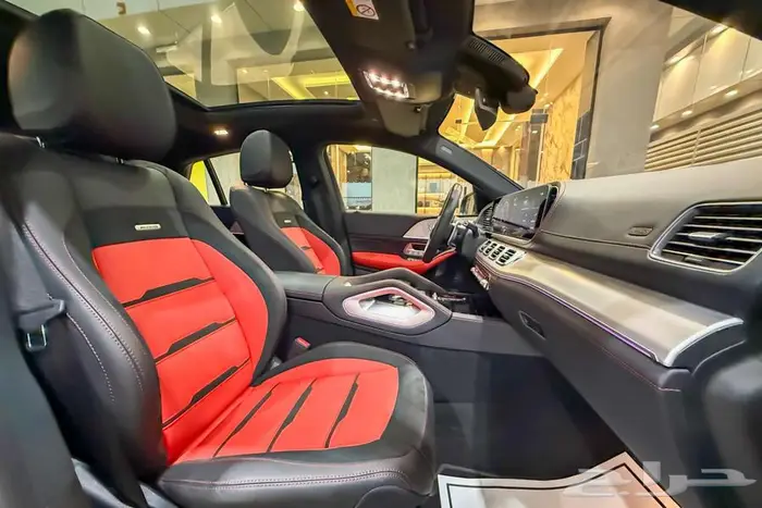 مرسيدس GLE 53 AMG 2024 اسود خليجي 5
