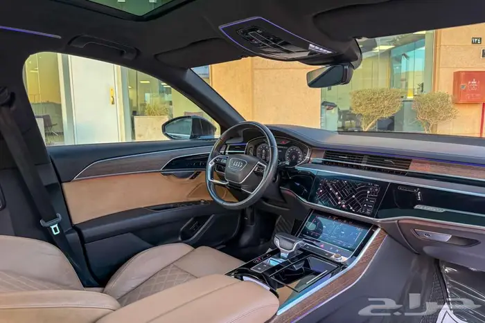 اودي A8L 2019 اسود خليجي 7