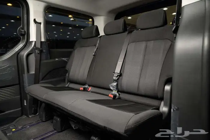 هيونداي ستاريا 9 راكب ديزل اتوماتيك موديل 2025 - عرض خاص 12