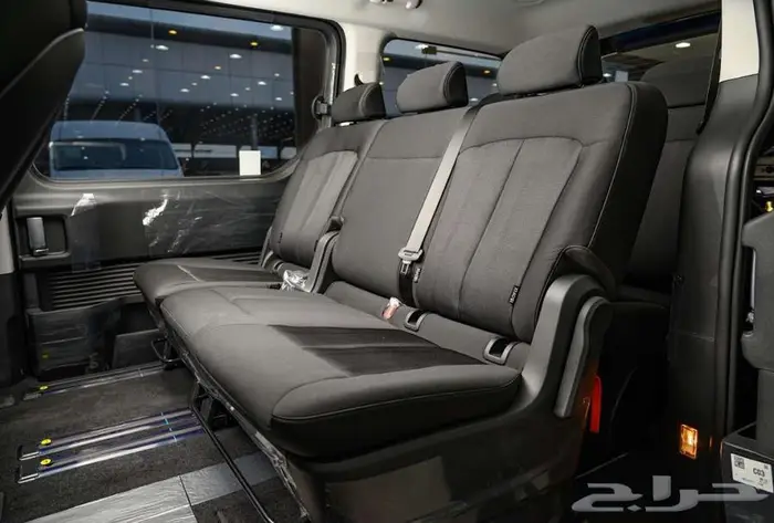 هيونداي ستاريا 9 راكب ديزل اتوماتيك موديل 2025 - عرض خاص 10