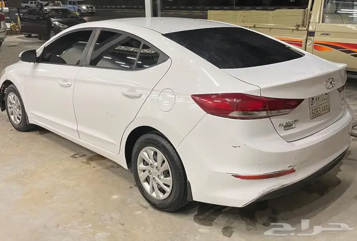 هونداي النترا2017 مكينه 2000cc 12