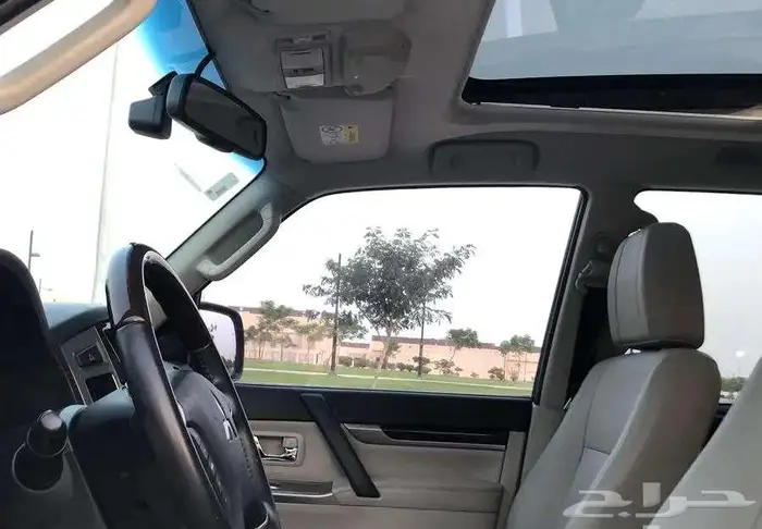 ميتسوبيشي باجيرو 2022 فل سعودي ممشي قليل مخزن 25 ألف 14