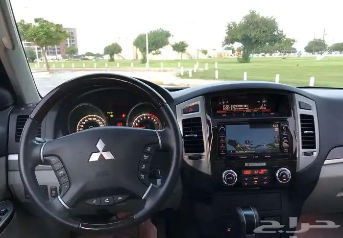 ميتسوبيشي باجيرو 2022 فل سعودي ممشي قليل مخزن 25 ألف 26