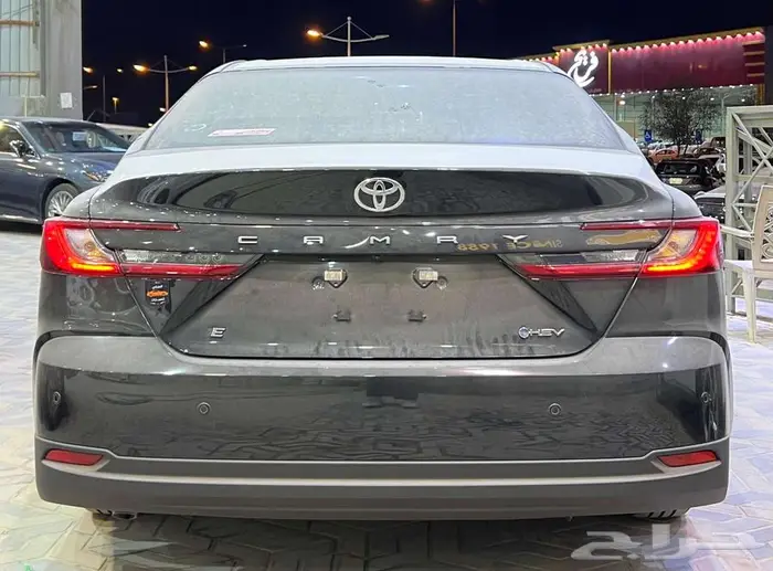 تويوتا كامري اي بلس هايبرد 2025 3