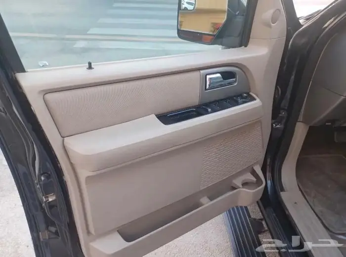 فورد اكسبديشن 2014 8