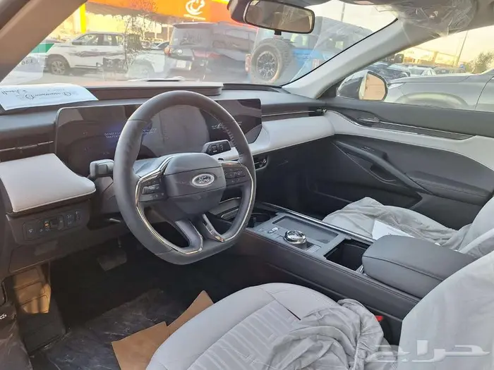 فورد توروس ترند 2026 3