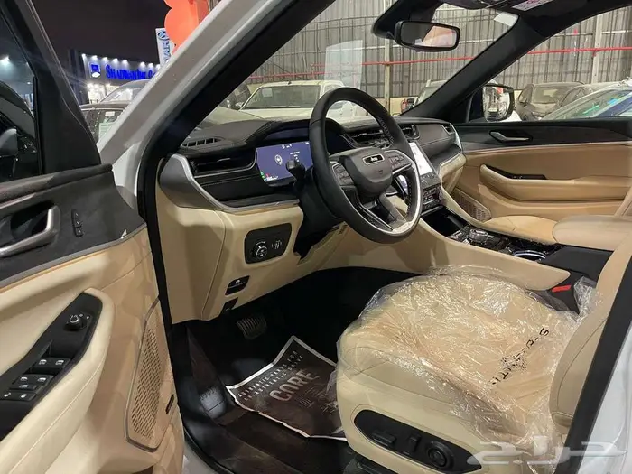 جيب شيروكي ليميتد 3.6 2023 كاش او تقسيط عرض خاص 3