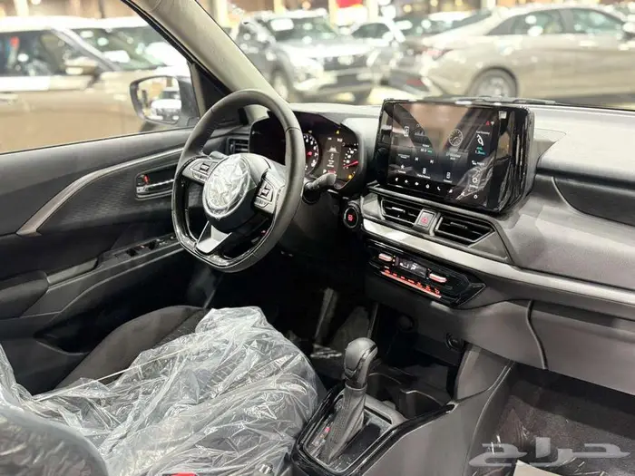 سوزوكي سويفت GLX فل 2025 10