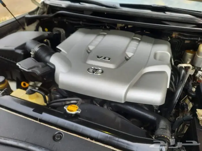 لاندكروزر GXR 6