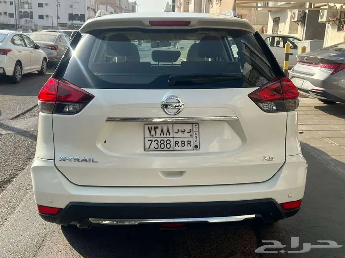 نيسان اكستريل 2022 استاندر دبل عداد قليل 3