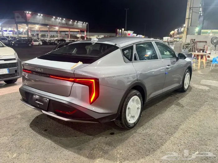 كيا كي 4 موديل 2026 ستاندر كاش واقساط 4