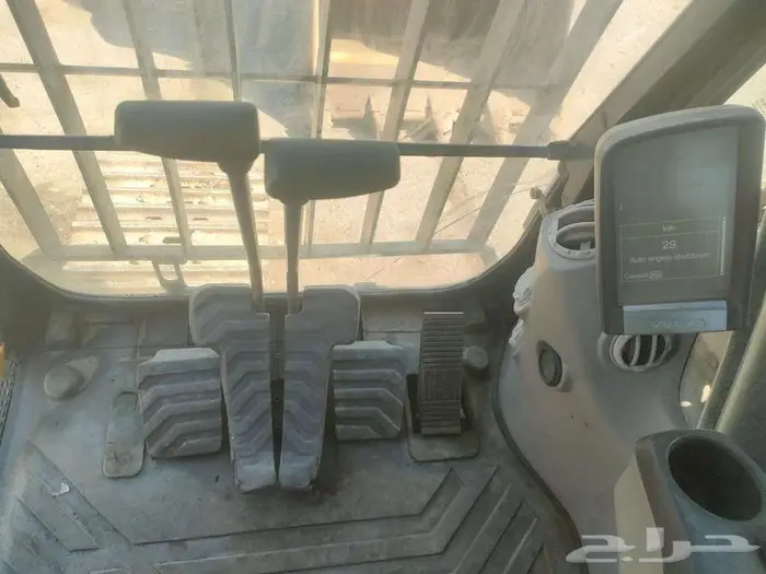 بوكلين حفار Volvo موديل EC480DL للبيع بحاله ممتازه جدا 6