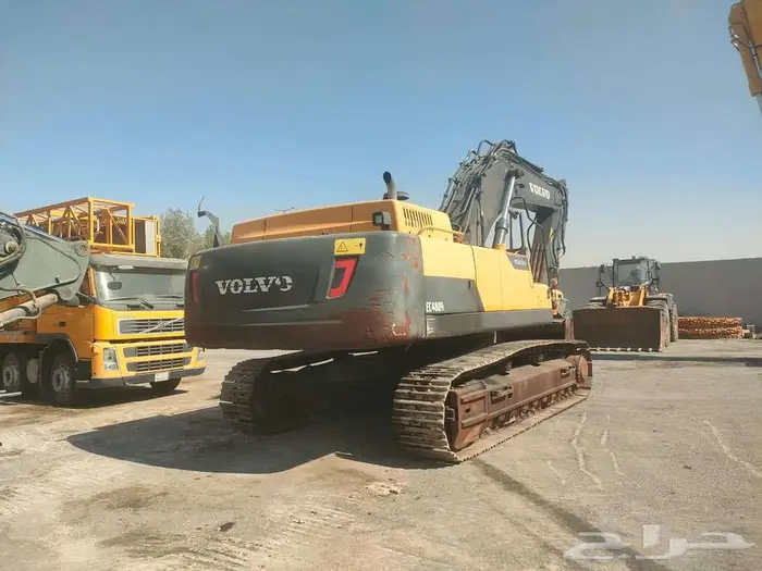 بوكلين حفار Volvo موديل EC480DL للبيع بحاله ممتازه جدا 0