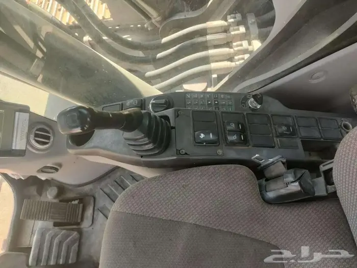 بوكلين حفار Volvo موديل EC480DL للبيع بحاله ممتازه جدا 12