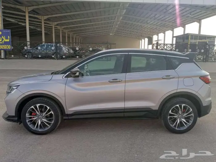 جيلي كولراي 2022 3