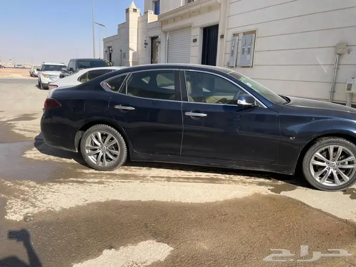 انفنتي Q70 2016 8