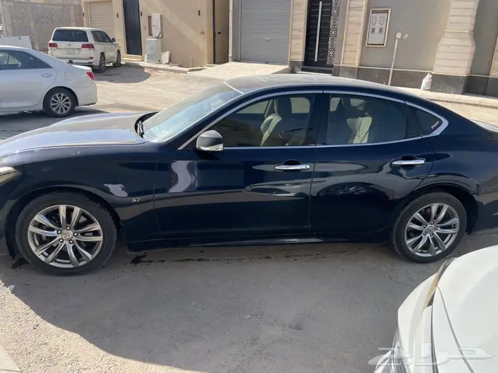 انفنتي Q70 2016 0