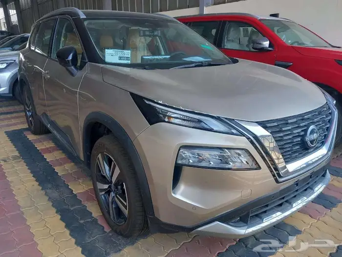 نيسان اكس تريل فل كامل 6