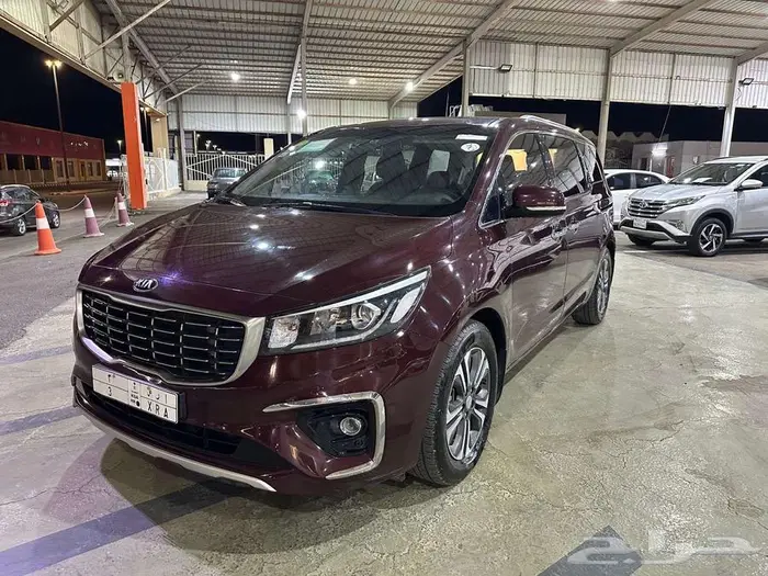 كيا كرنفال 2019 ديزل مستورد شاشه كاميرا فتحتين سقف 2