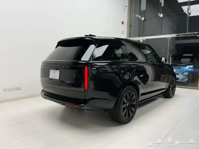 رنج روفر فوج SE موديل 2025 ب 720 ألف ريال 5