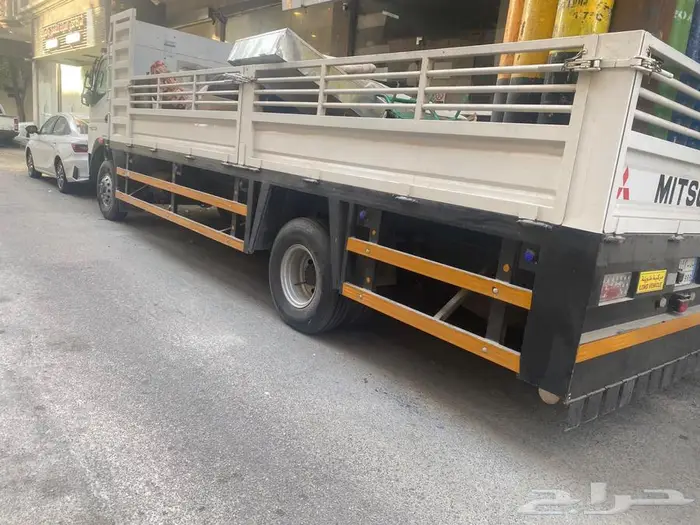 مستوبيشي فوسو 5