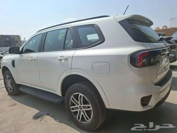 فورد ايقورست XLS موديل 2025 3