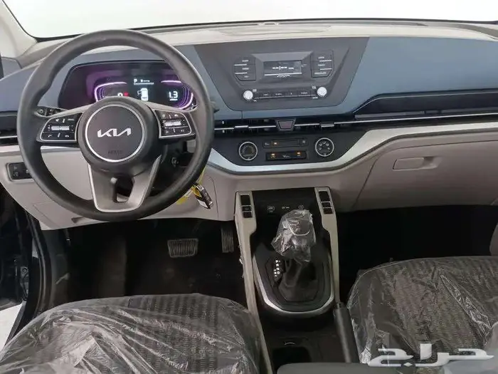 كيا كارينز 2025 استاندر 5