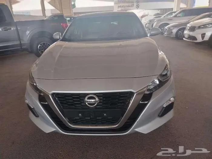 نيسان التيما 2020فضي محركات نظيف 3