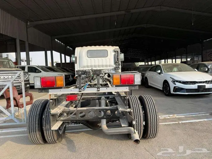 ايسوزه دينا استنادر 6طن موديل 2025 كاش وتمويل اقل الاسعار 11