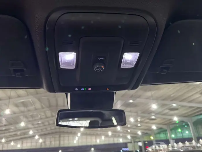 جي ام سي يوكن 2023 SLE دبل 10