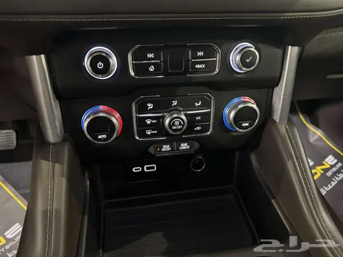 جي ام سي يوكن 2023 SLE دبل 16