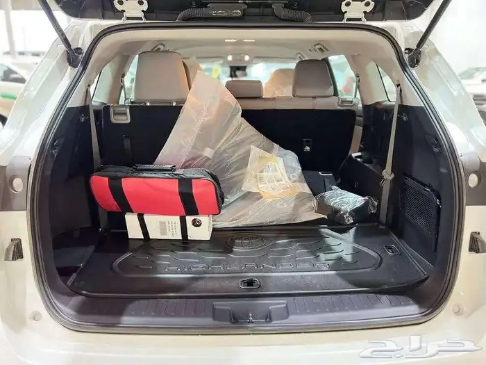 تويوتا هايلاندر ( LE ) استاندر موديل 2025 14