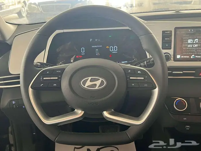 هيونداي النترا موديل 2025 كمفورت 1.5 أسود داخل بيج 8