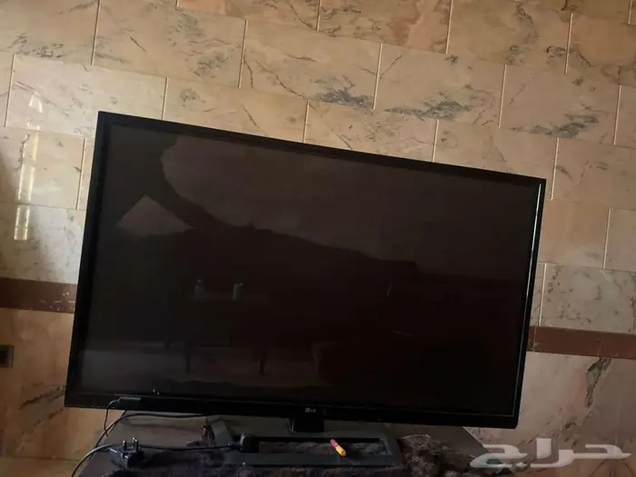 شاشه 50 بوصة ال جي نضيفه 0