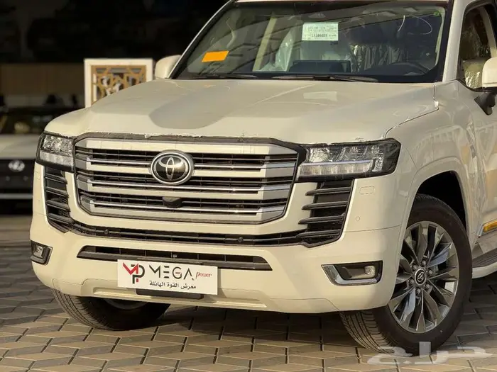 لاندكروزر GXR L3 بنزين 2025 امتلك سيارتك كاش او تقسيط 2