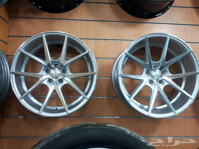 تتوفير جميع جنوط شرطة فوزن من 17 الي 22 انيش 88