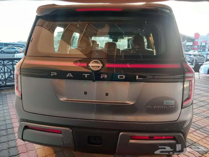 نيسان باترول بلاتنيوم تنفس طبيعى 6سلندر 2025 3