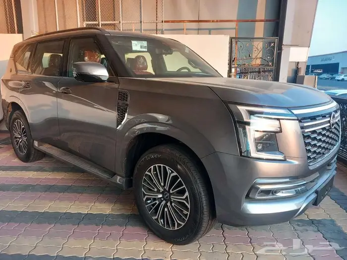 نيسان باترول بلاتنيوم تنفس طبيعى 6سلندر 2025 2