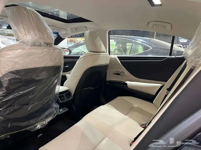 لكزس ES250 AA ستاندر 2025 (سعودي بطاقة جمركية) 19