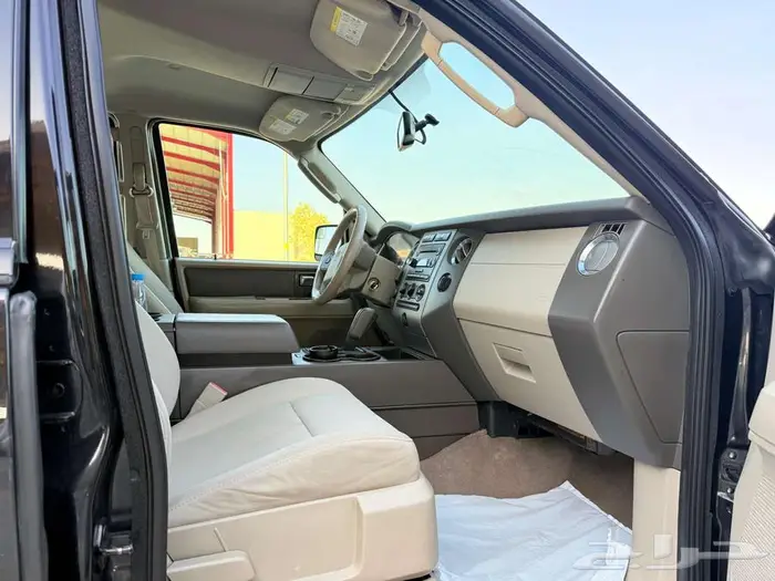 فورد اكسبيدشن 2014 10