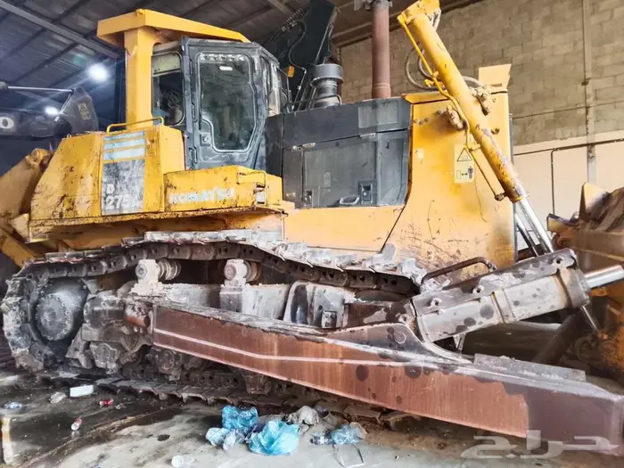 بلدوزر حجم 275 كوماتسو للاجار 0