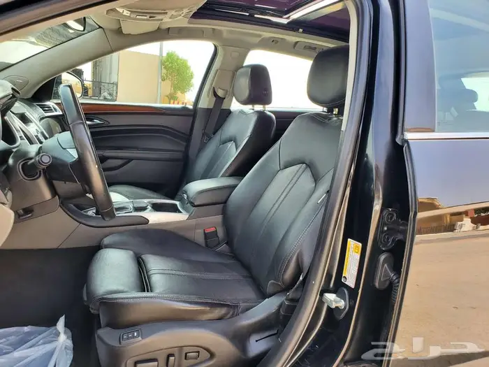 كاديلاك SRX 2011 10