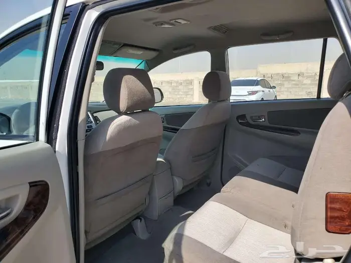 تويوتا انوفا 2013 13