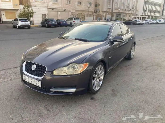 جاكوار 2010 4