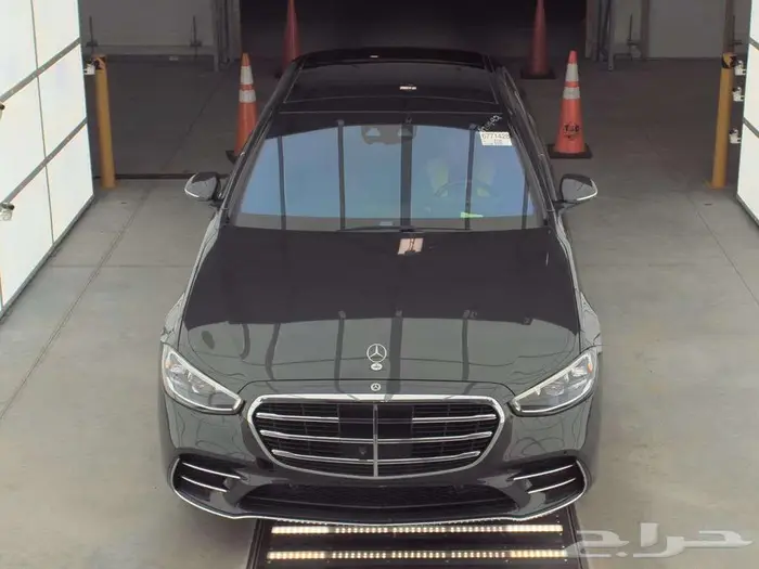 2021 Mercedes-Benz S 580 4MATIC Sedan 3