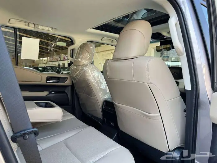 تويوتا برادو TXL 3 بنزين 2025 متاح اقساط و كاش 5