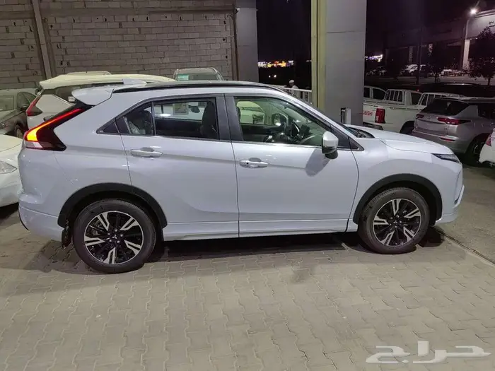 ميتسوبيشي اكليبس كروس 2025 عرض خاص وحصري 6