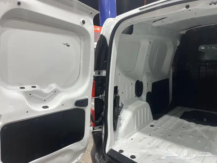 فان رينو دوكر 2022 نضيف جدا 11