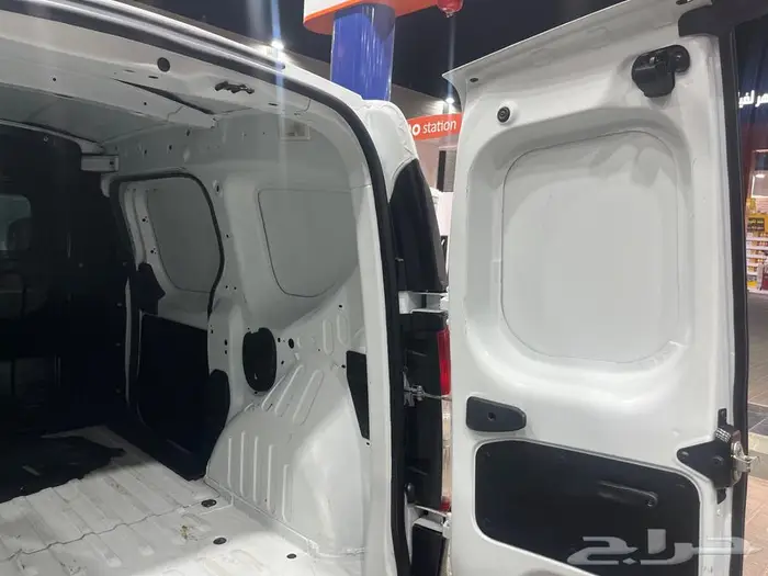 فان رينو دوكر 2022 نضيف جدا 10