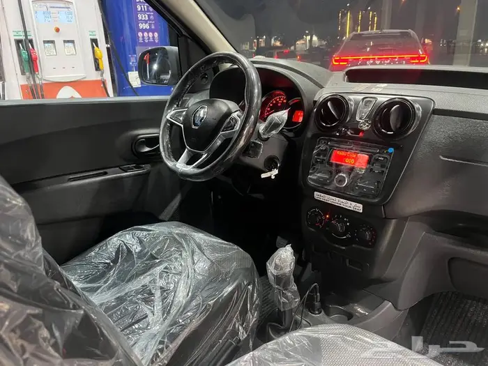 فان رينو دوكر 2022 نضيف جدا 17